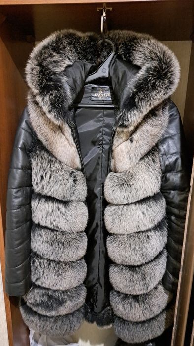 Продається натуральна шуба трансформер