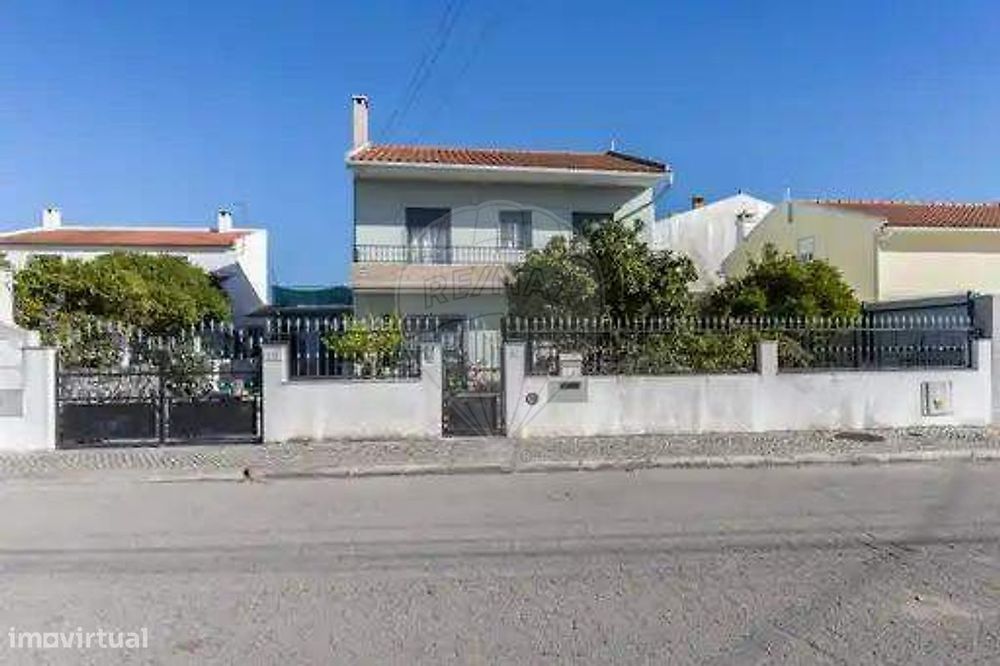 Moradia T6 para venda