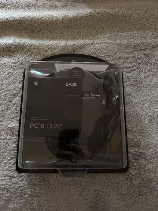 Нові навушники EPOS PC 5 CHAT