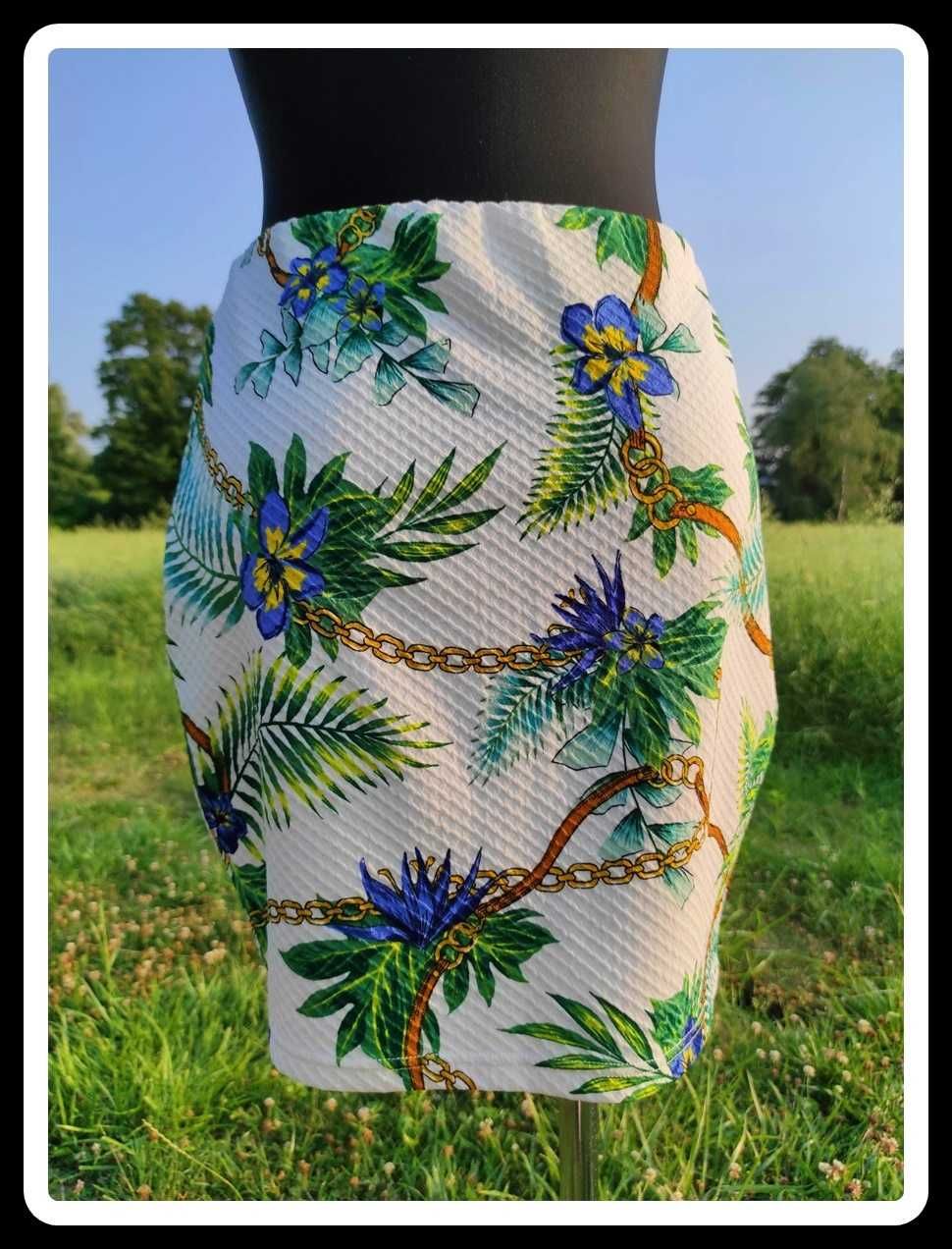 Amisu krótka spódnica na gumce w kwiaty z podszewką 40 L