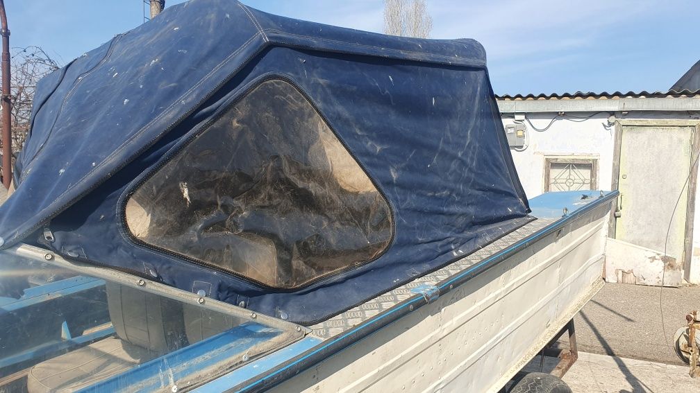 Продаю Моторная Лодка Днепр