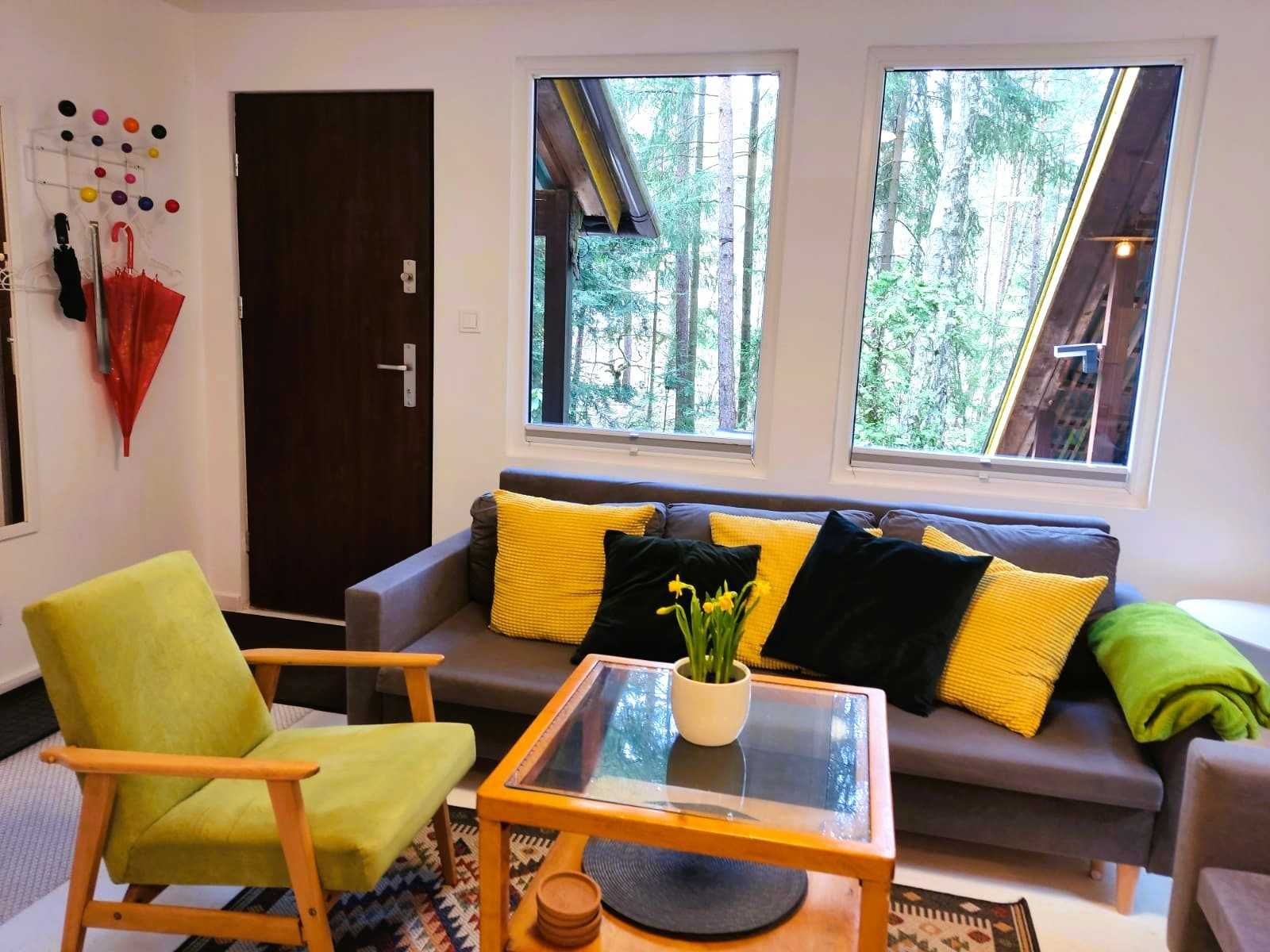 Urokliwy, kameralny całoroczny dom gościnny w lesie niedaleko Warszawy