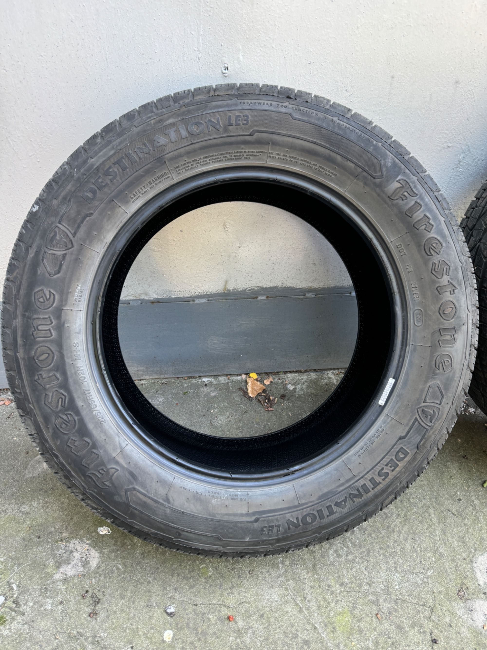 Firestone Destination LE3 225/65 R17 102H