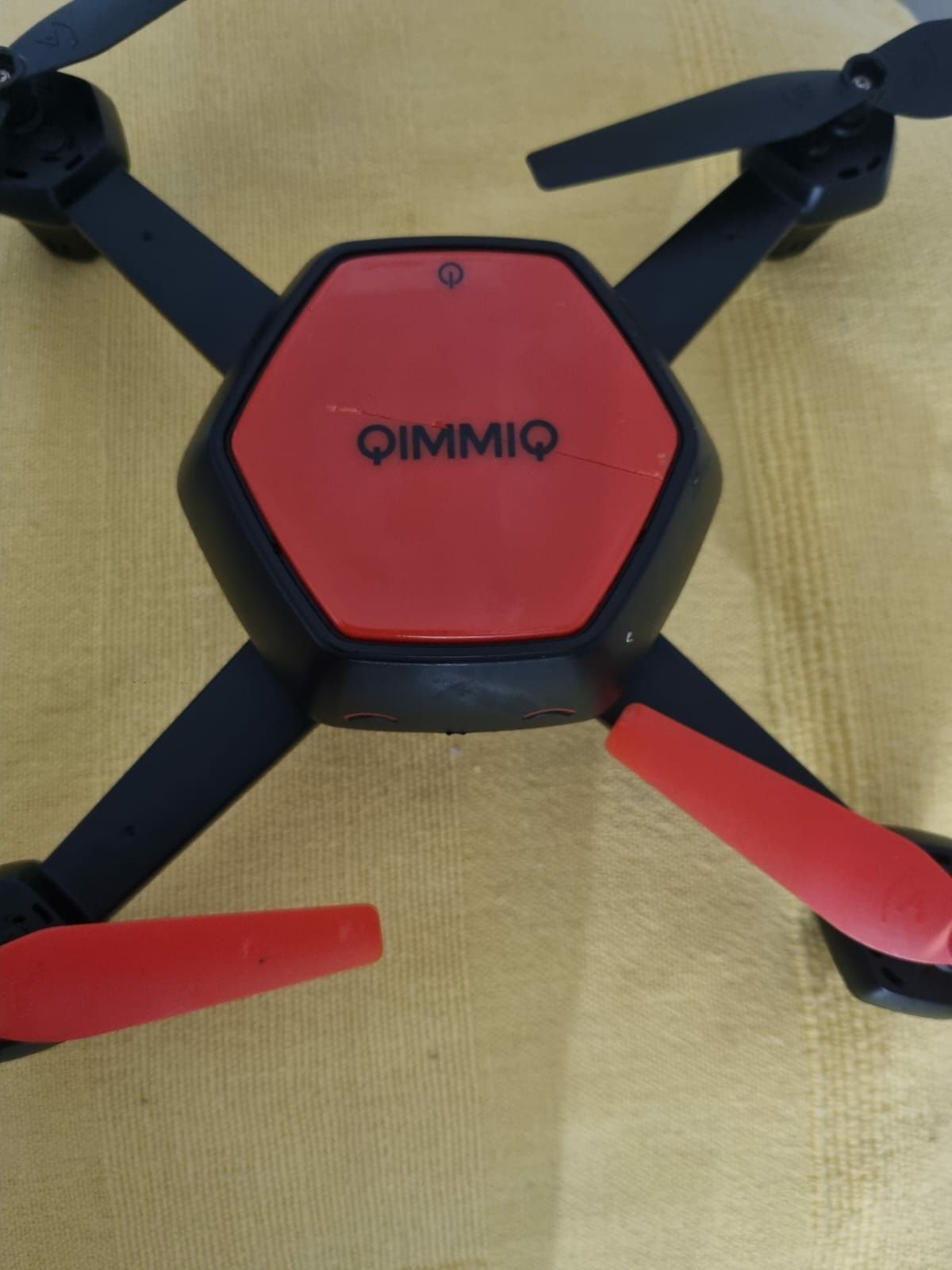 Drone pequeno ta sem o Comando