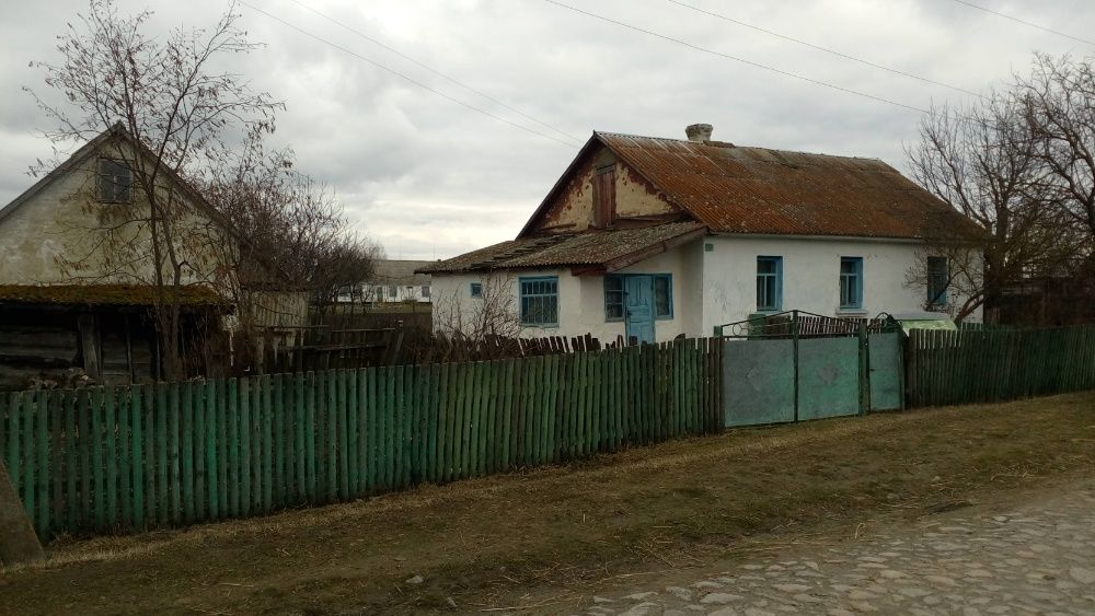 Будинок дім хата в селі Іванівка Славутський р-н 46 соток