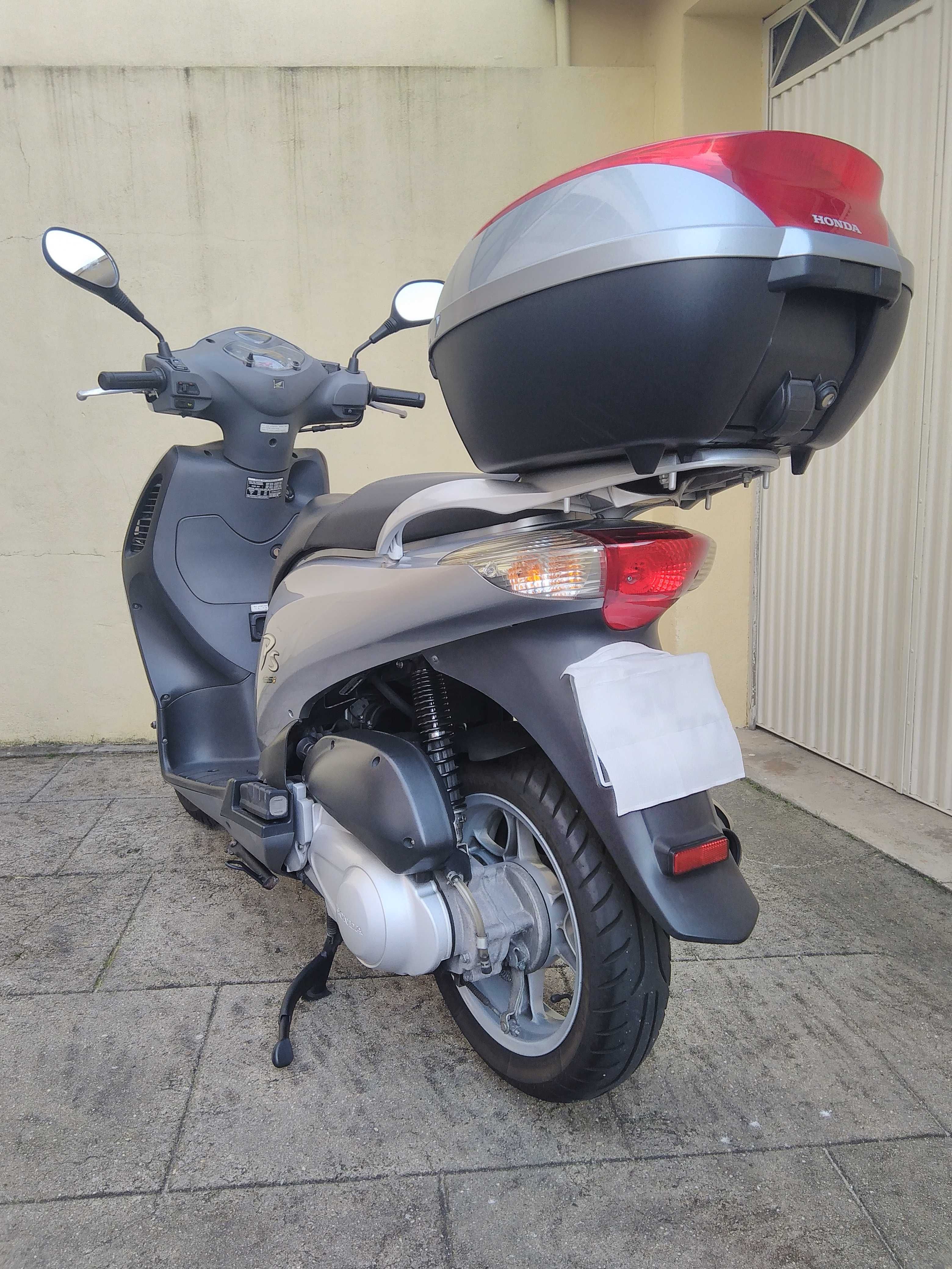 Scooter Honda PS 125i