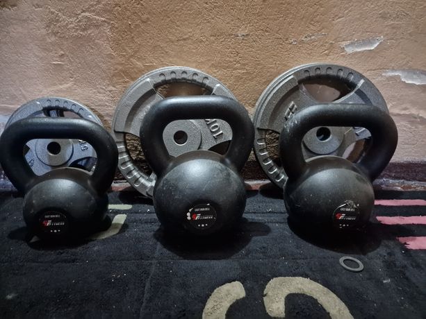Kettlebell  Platinium Fitness 20 kg , 16 kg , 12 kg