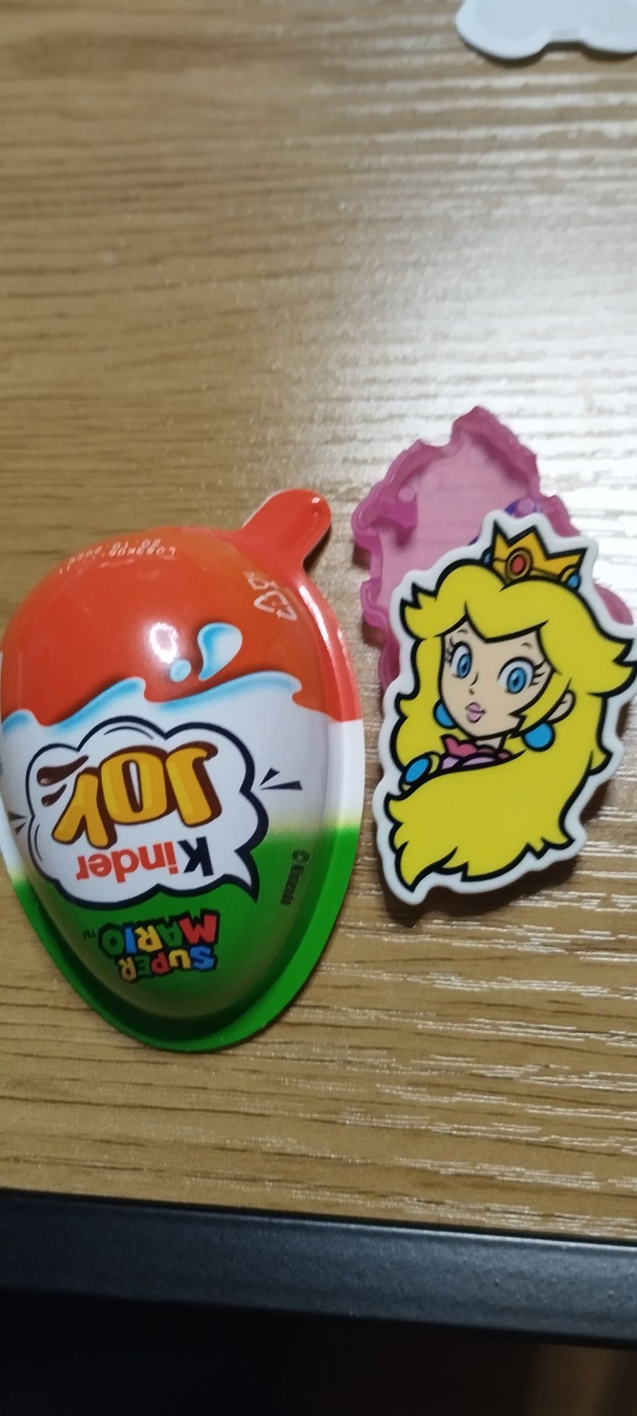 Figurki Kinder Joy Super Mario