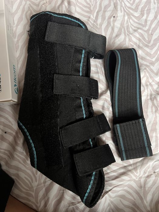 Бандаж (ортез) на гомілковостопний суглоб з фіксатором