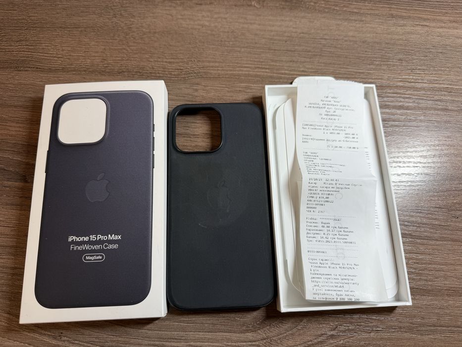 Оригінальний чехол на Iphone 15 pro Max