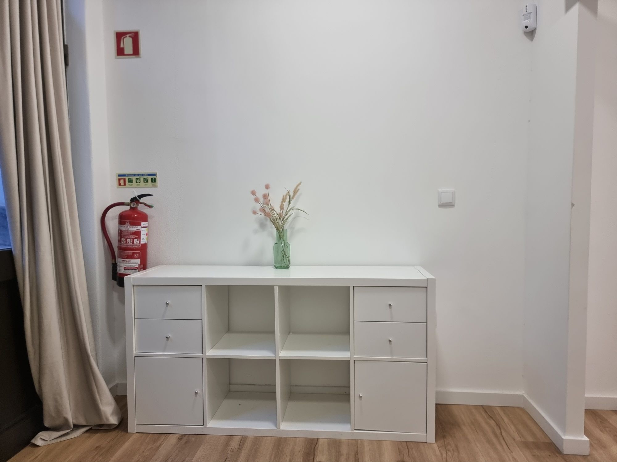 Aluga-se gabinete de Estética no centro de Almada