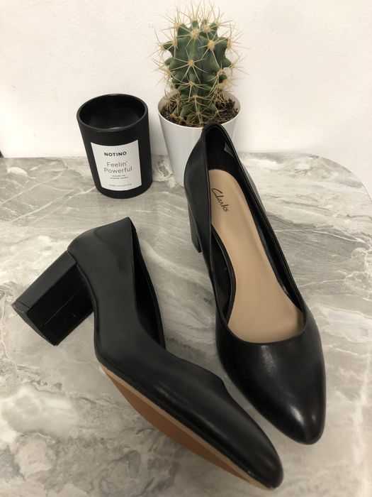 Туфлі Clarks жіночі