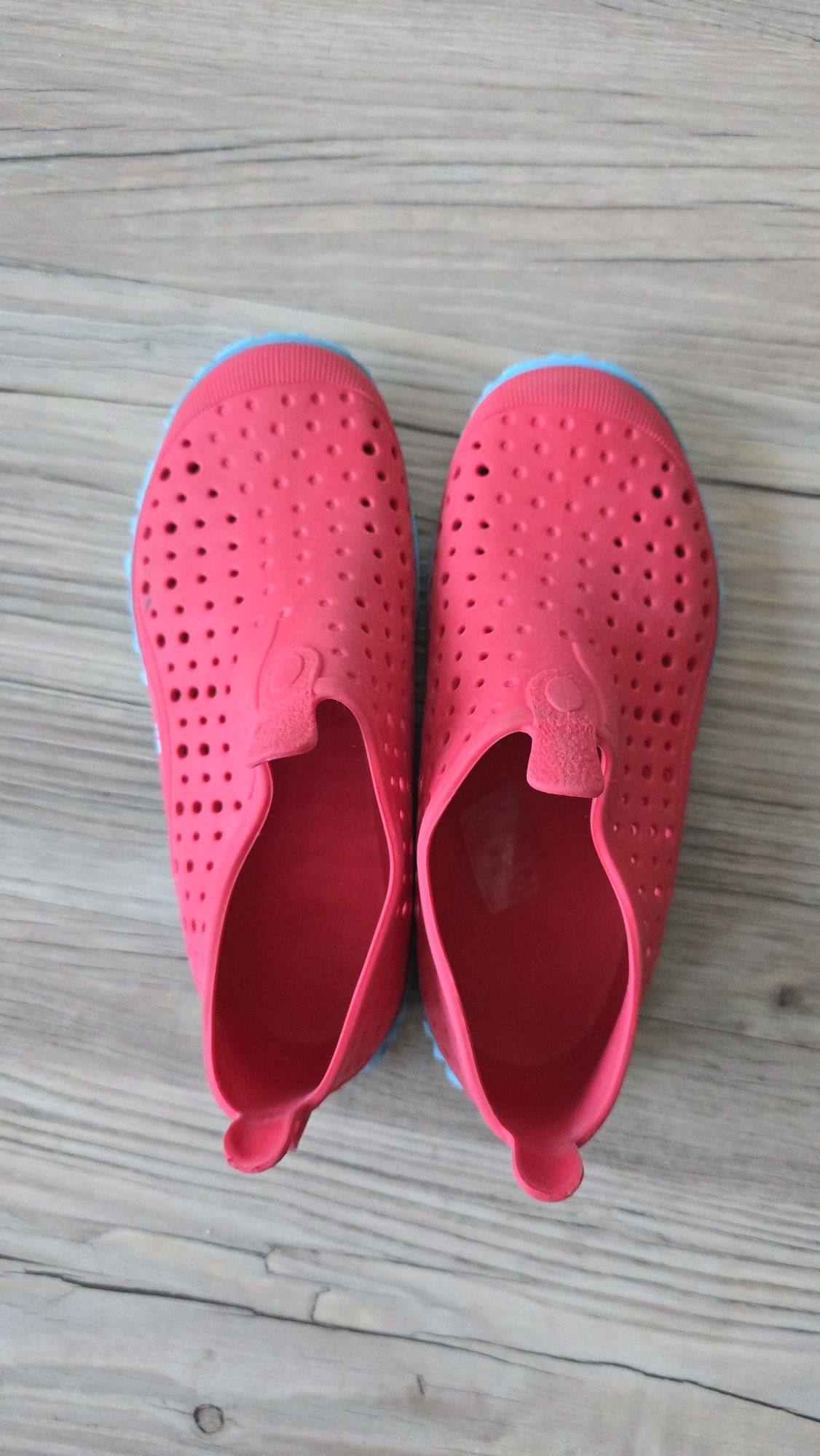 Buty do wody decathlon czerwone r ok 29/30 długość ok 17cm