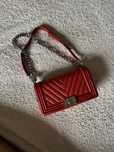Продам оригінальну з кодом Chanel Boy
