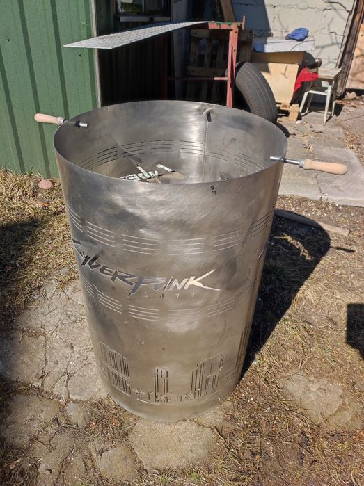 Cyberpunk palenisko - grill - koksownik