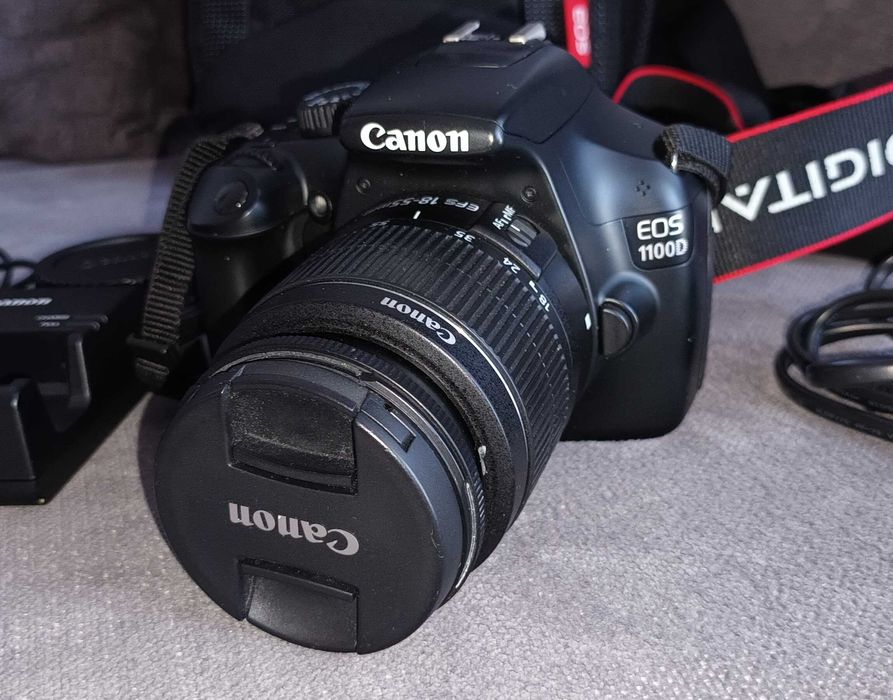 Aparat Canon EOS 1100D  18-55 mm