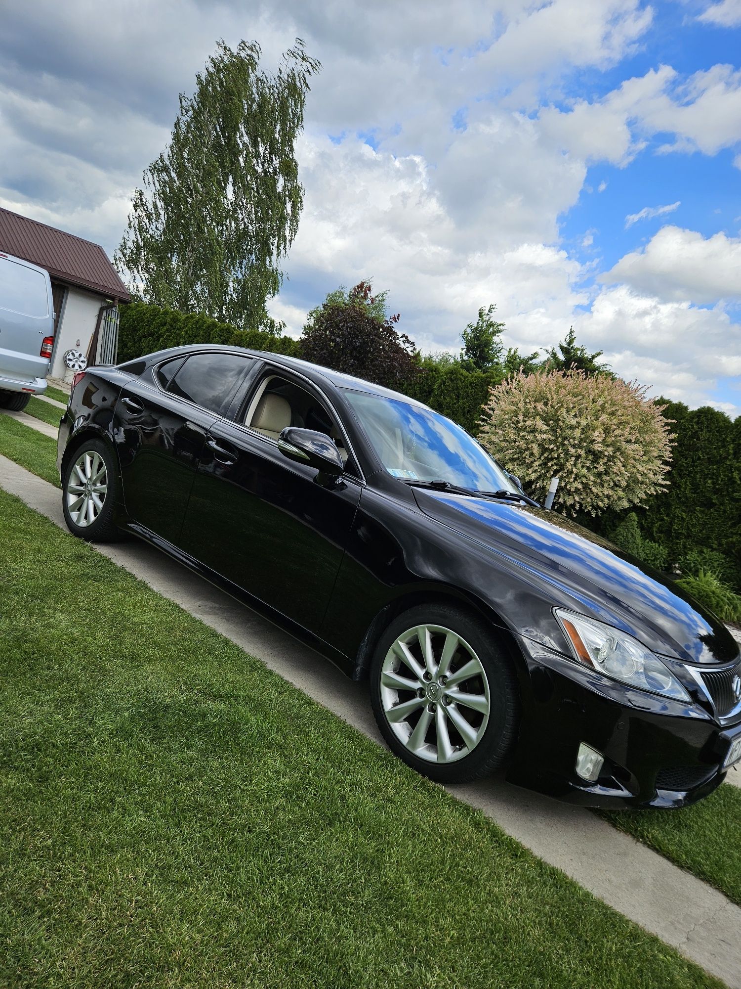 Lexus is250 V6 2010r