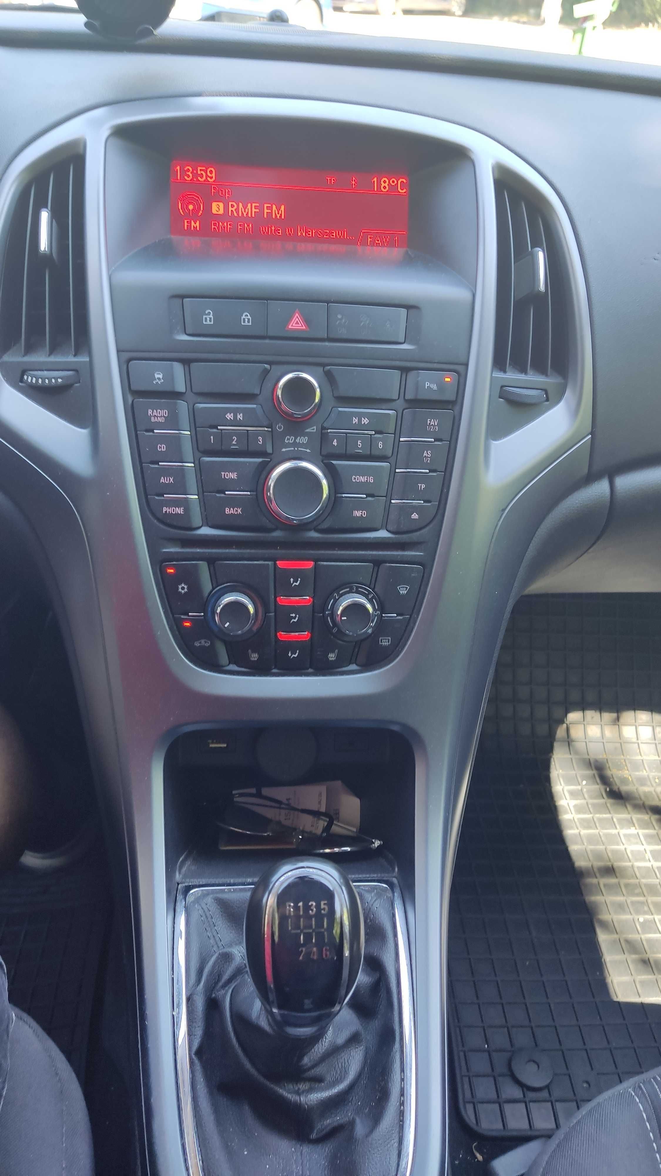 Opel Astra IV 1.4 T Sport