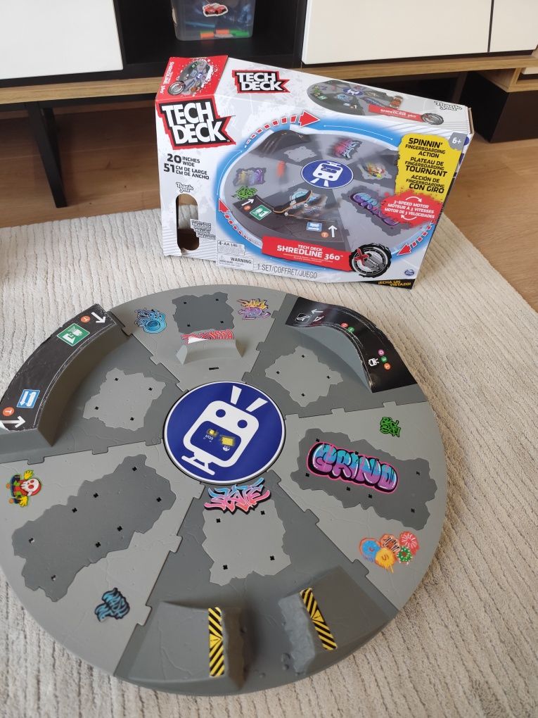Zestawy Tech Deck plus deskorolki i ludziki