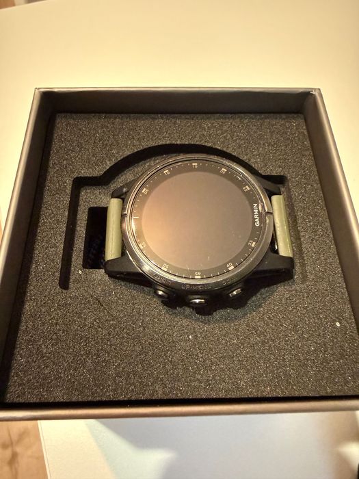 Garmin Fenix ​​​​5s Plus Sapphire Edition