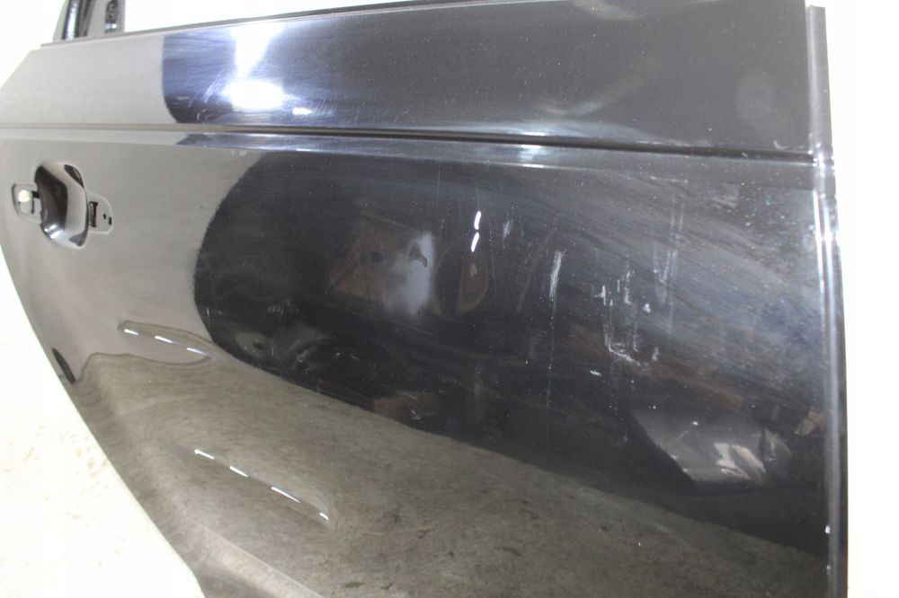 audi a4 b9 8w kombi drzwi prawe tył tylne