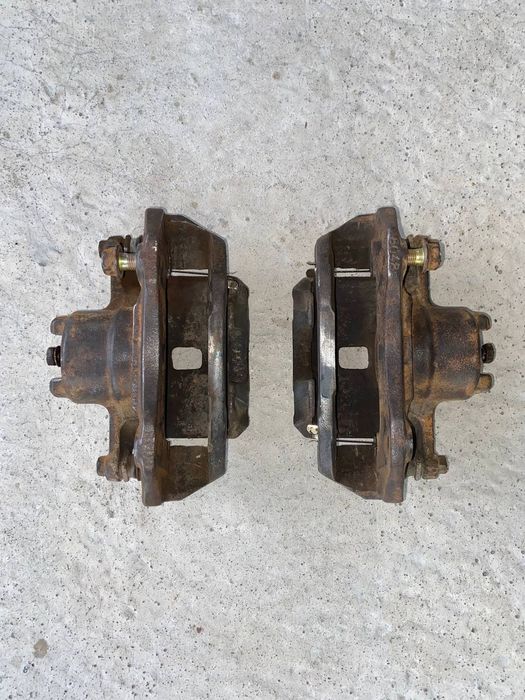 Супорта задні та передні Mitsubishi Lancer 9 1.6