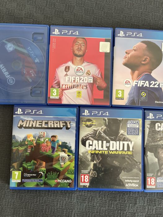 Coleção de jogos PS4