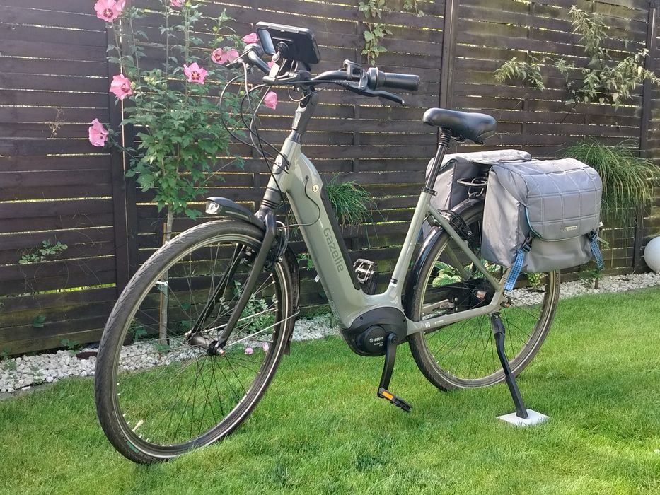 Rower elektryczny Gazella Grenoble C8