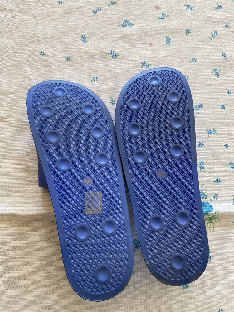 Klapki męskie plażowe  basenowe