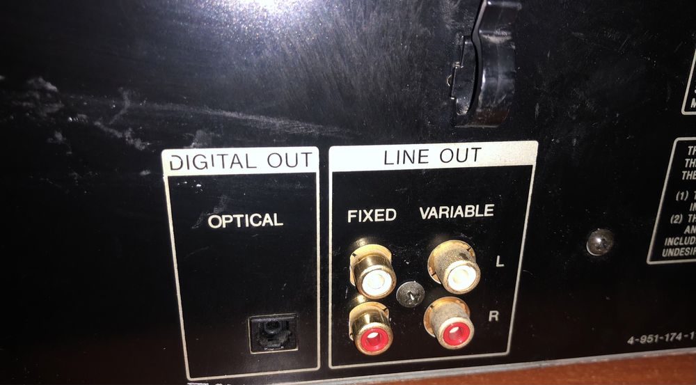 СД проигрыватель Sony