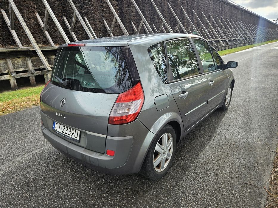 Sprzedam  Renault Scenic 1.6 2004r