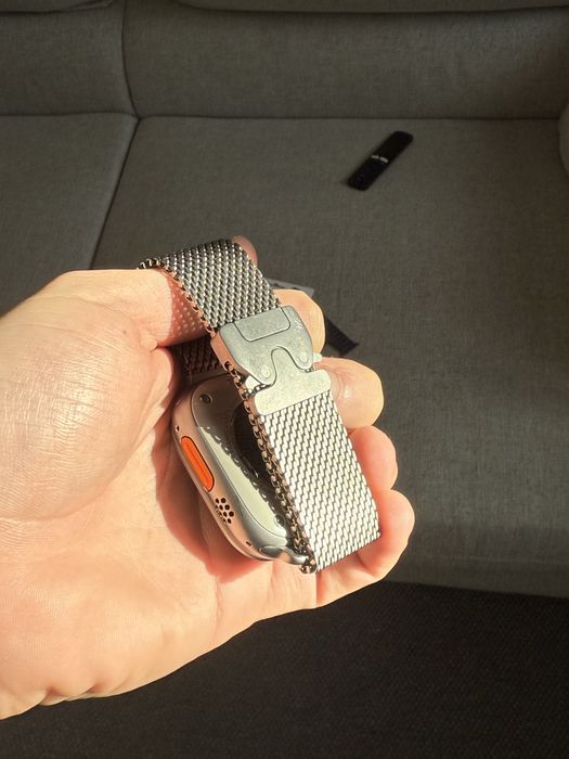 Apple Watch Ultra 2 (2024)- Caixa 49mm em Titânio