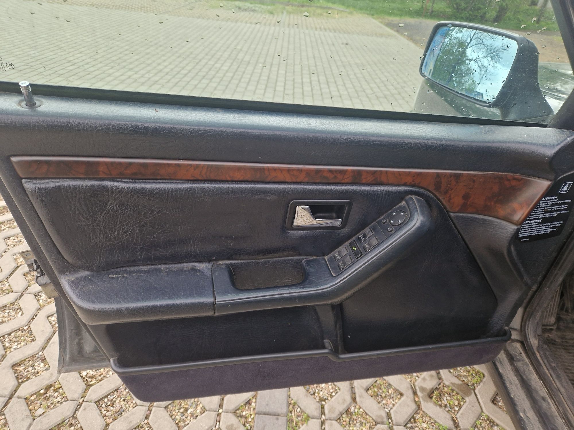 Audi 80 b4 tapicerka drzwi komplet skóra dekory
