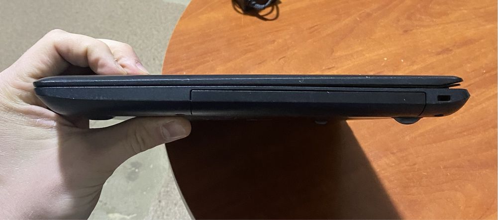 Ноутбук Lenovo ideapad 110-14IBR 14"/ на запчастини! N2538