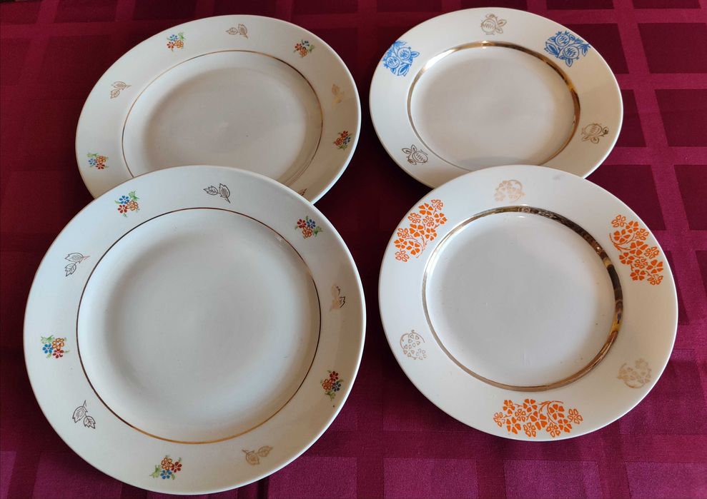 Тарелки  времён СССР