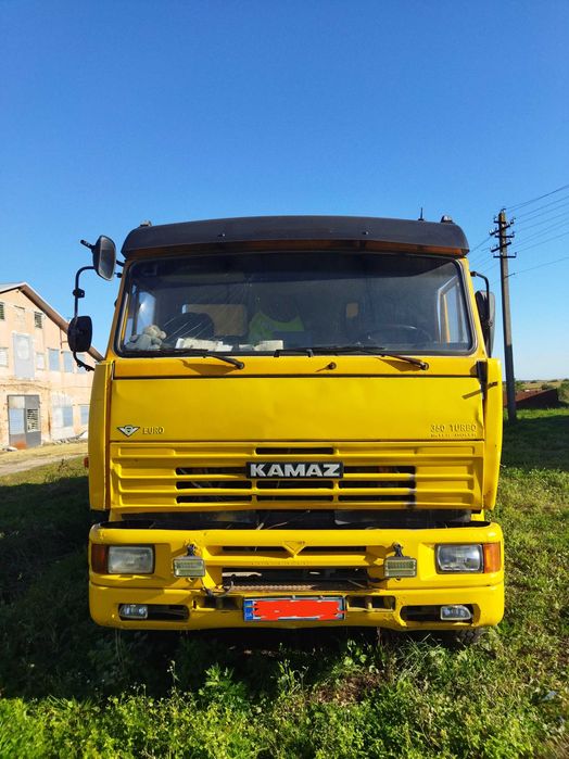 Розбираю Камаза 65201