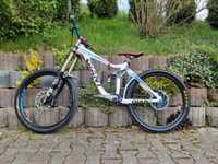 Rower downhill dh Giant Glory Maestro 8.0 M fox 40 vivid shimano zee