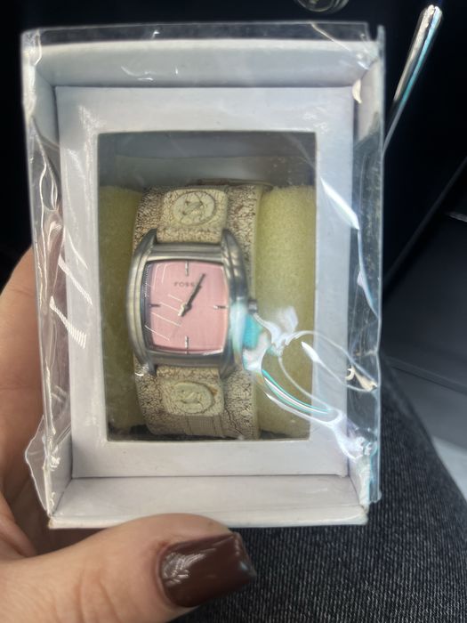 США! Годинник жіночий женские часы fossil кожа оригинал