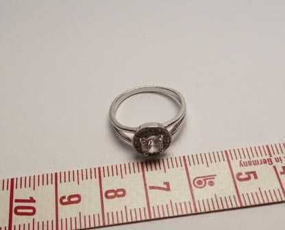 Srebrny pierścionek okrągła markiza z cyrkoniami R.13.