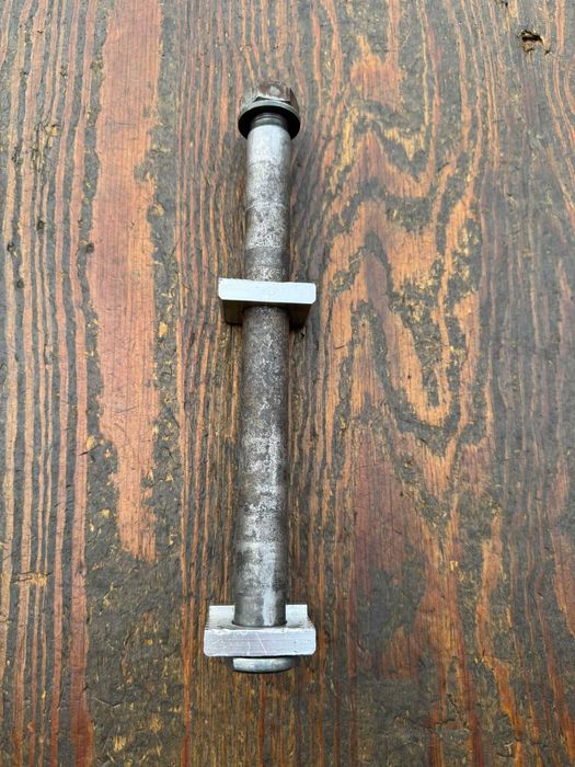 os oska oś koła kola tylnego tyl wahacza yamaha yzf yz wrf 99-04