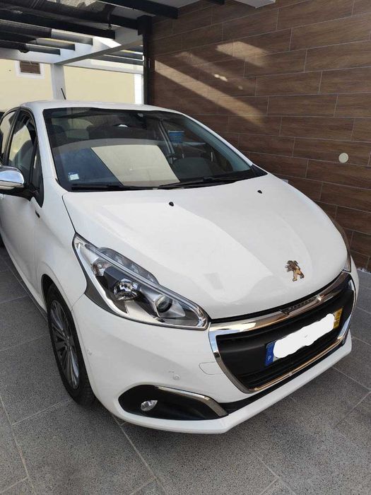 Peugeot 208 BlueHdi 100cv