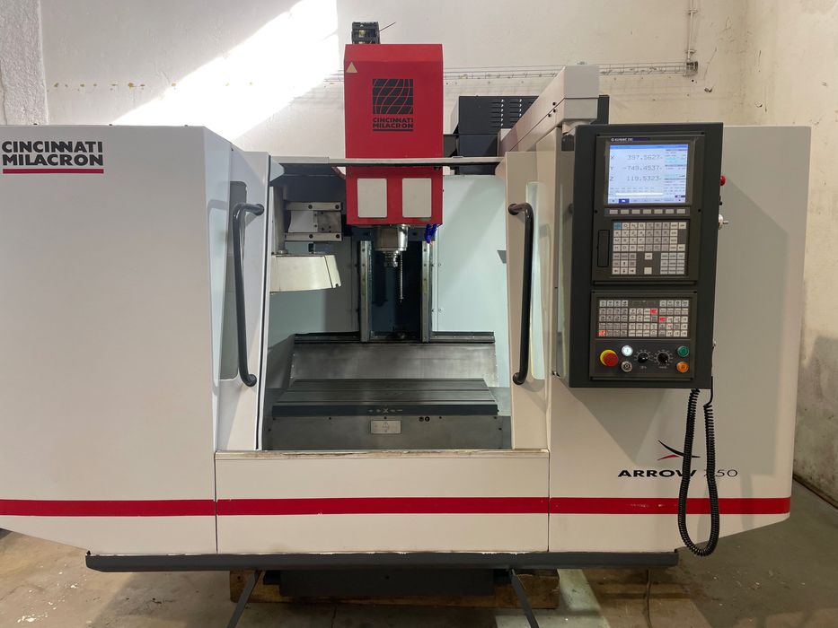 Centro de maquinação Cincinnati Arrow 750