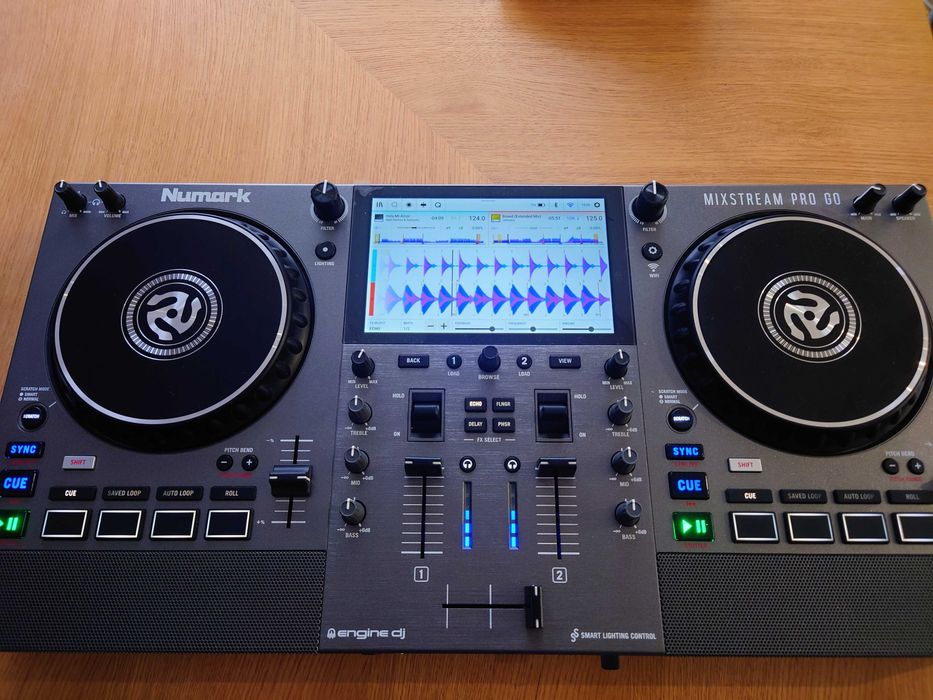 Numark MIXSTREAM PRO GO przenośna konsola dj