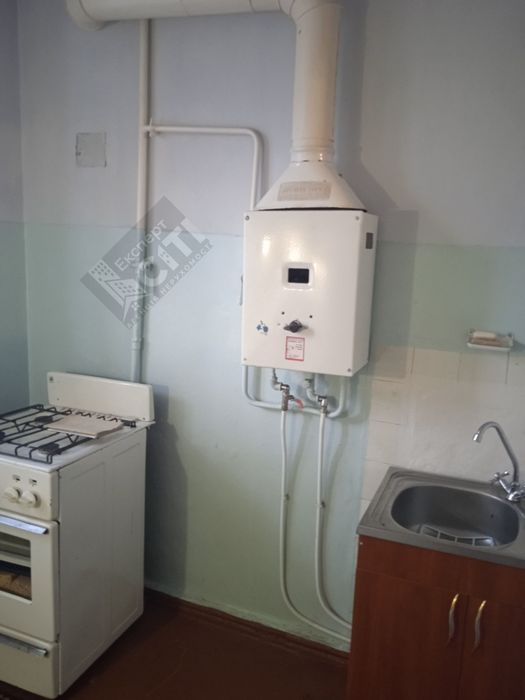 Ціна  знижена! Продам 2-х кіімнатну квартиру. Зуп. Універмаг.