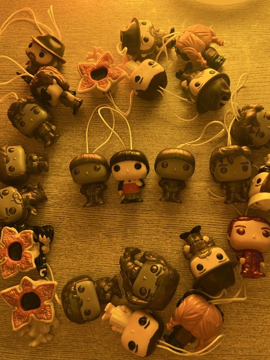 Продаю! Вілл дивні дива. Kinderjoy