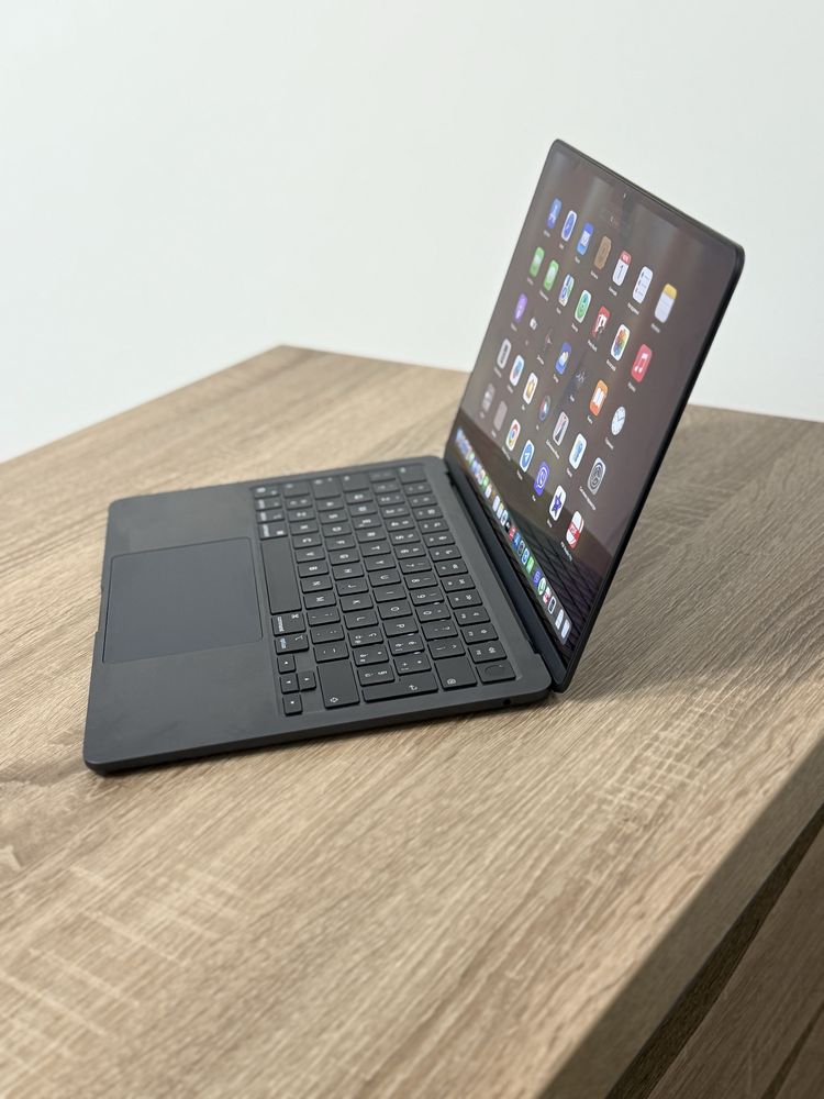 M2 2022. 8/512Gb. 28 зарядів ! Дешево
