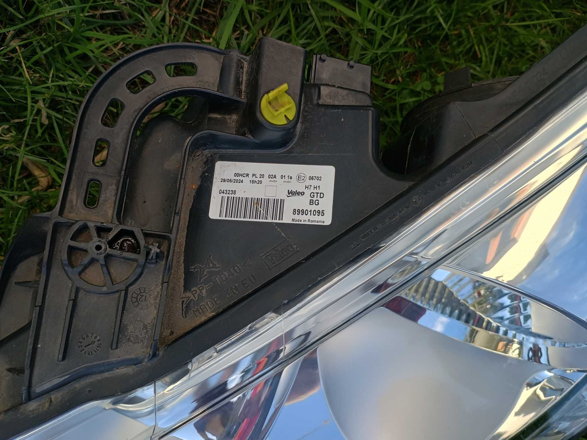 Lampy peugeot 207