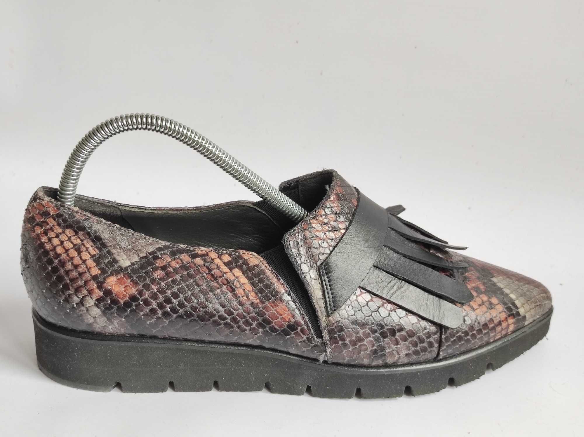 - Peter Kaiser - Markowe buty r. 37 / 38