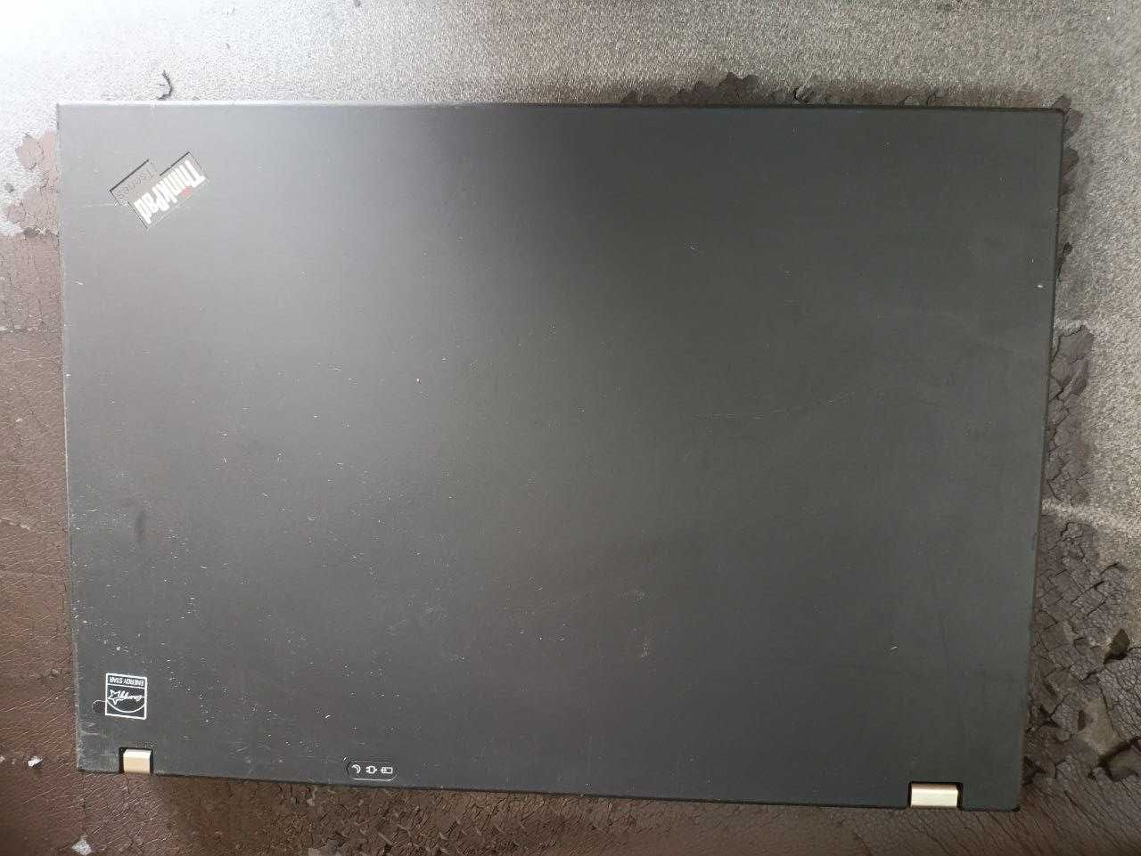Ноутбук Lenovo ThinkPad T61 / 15.4