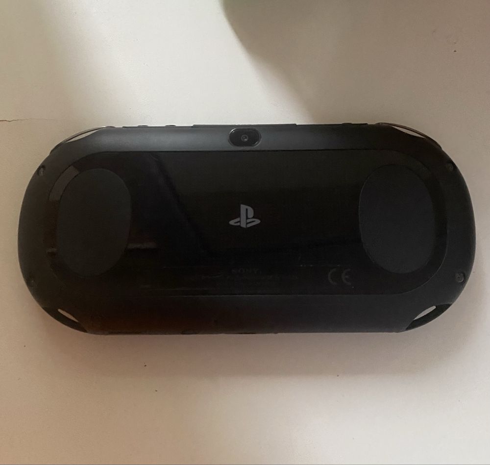 PS Vita Slim 58гб +900 ігор,+емулятор псп+450 ігор(чехол в подарунок)